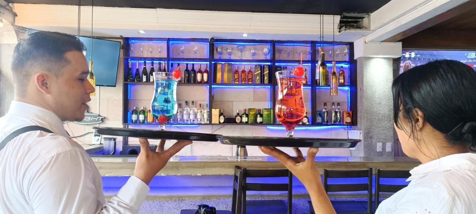 Hotel Villa Antigua サンサルバドル エクステリア 写真