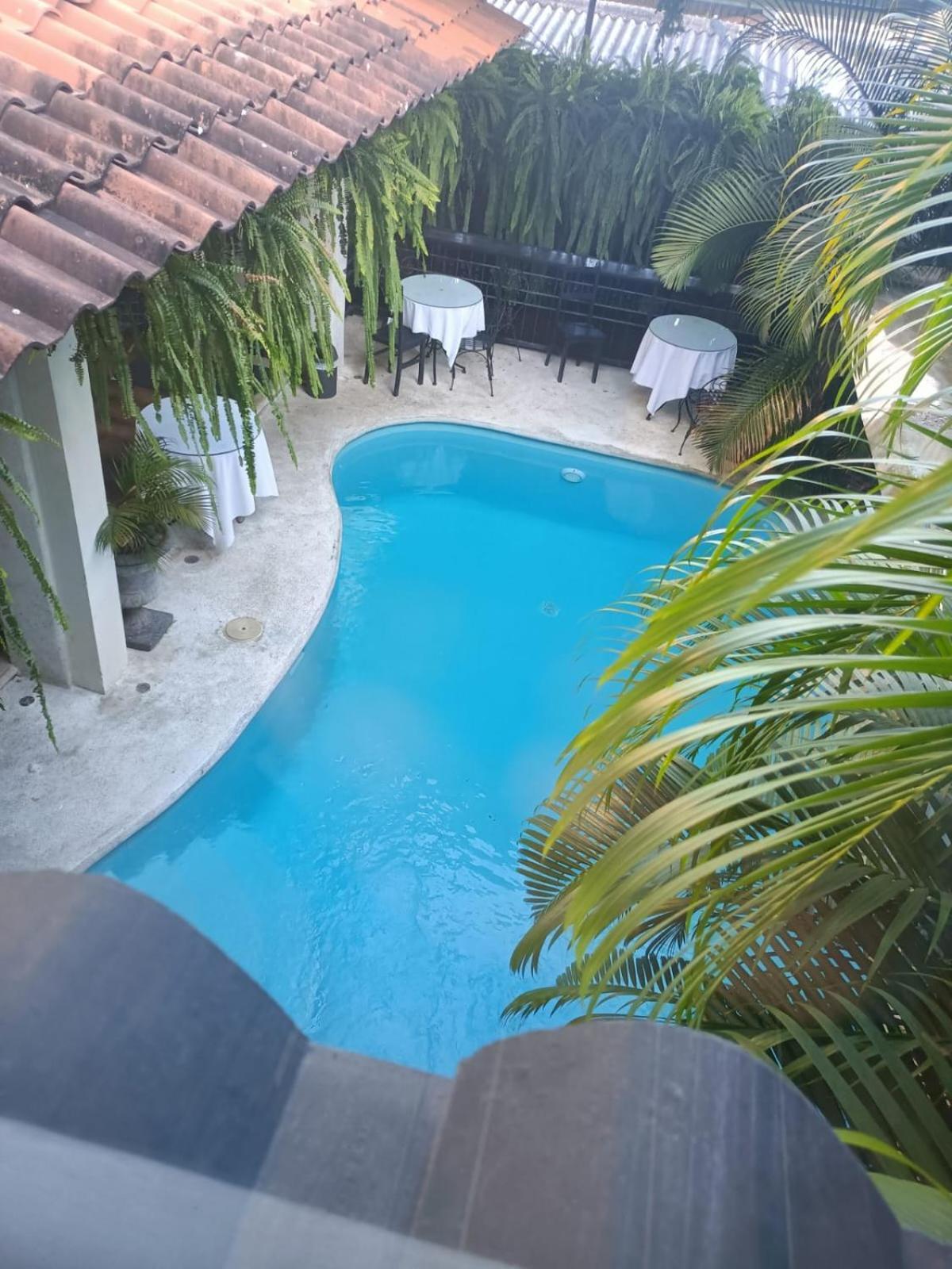 Hotel Villa Antigua サンサルバドル エクステリア 写真