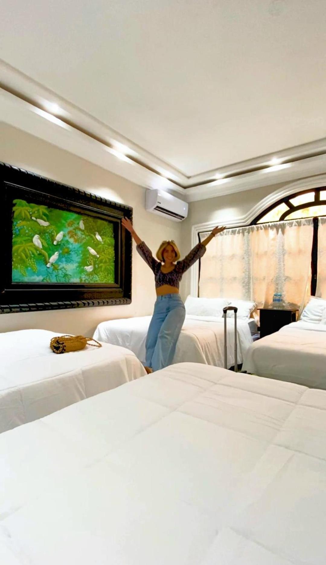 Hotel Villa Antigua サンサルバドル エクステリア 写真